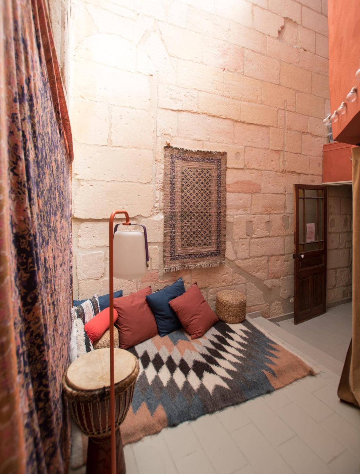 Clem - Appartement Dans Le Coeur D'Arles Kültér fotó